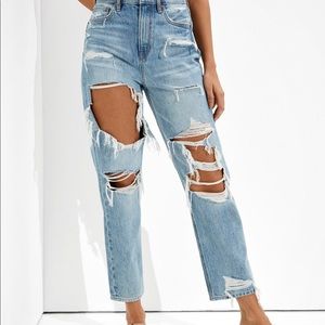 American Eagle ‘90s Boyfriend Jeans